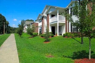 Building Photo - Beaver Hollow Apartments