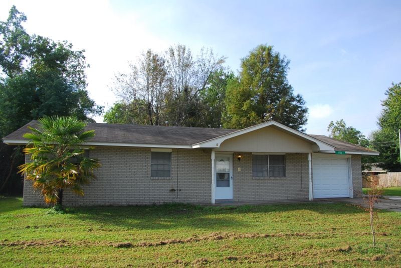 Primary Photo - 11552 Harris Dr