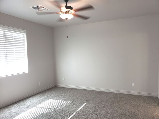 Building Photo - New Home for Rent!