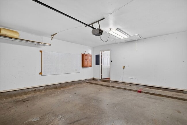 Building Photo - 1709 Castleford Rd