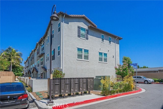 Building Photo - 1239 Bonnet Wy