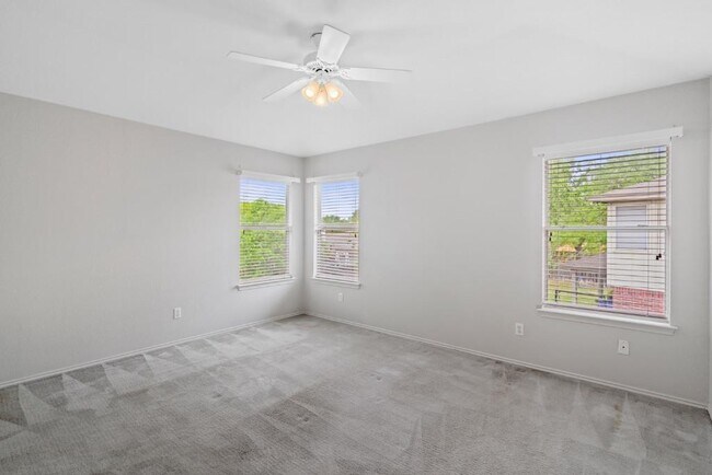 Building Photo - 1401 Thibodeaux Dr