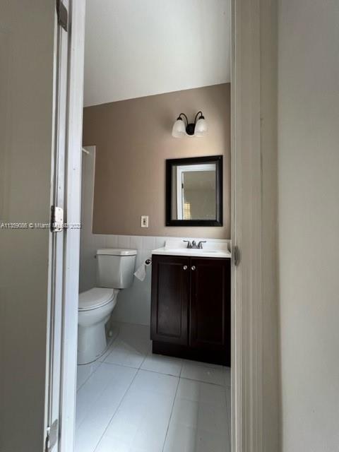Building Photo - 3 bedroom in Miami FL 33161