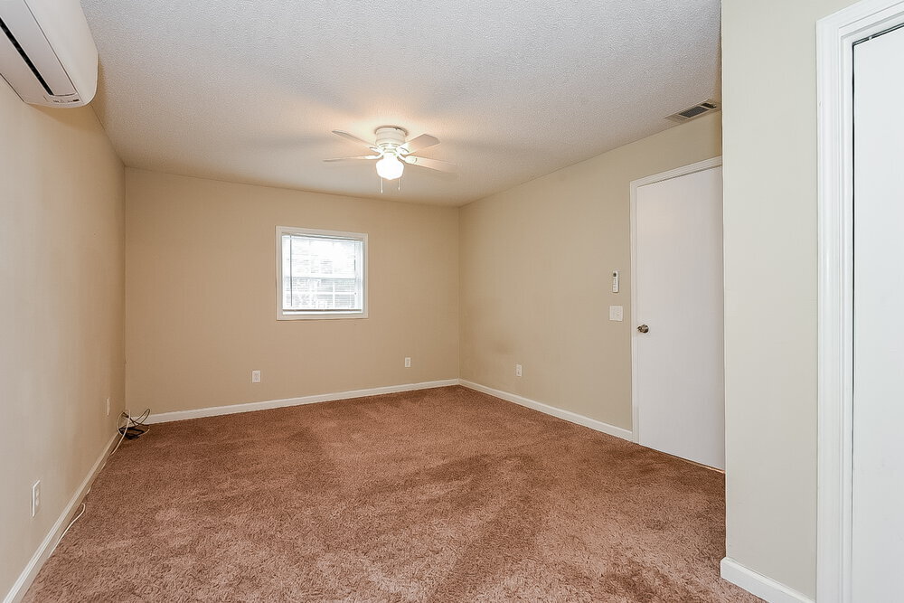 Building Photo - 4230 Senoa Dr