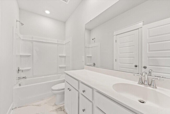 Building Photo - 437 Parish Farms Dr