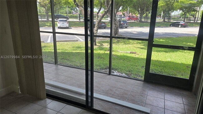 Building Photo - 8650 SW 133rd Avenue Rd