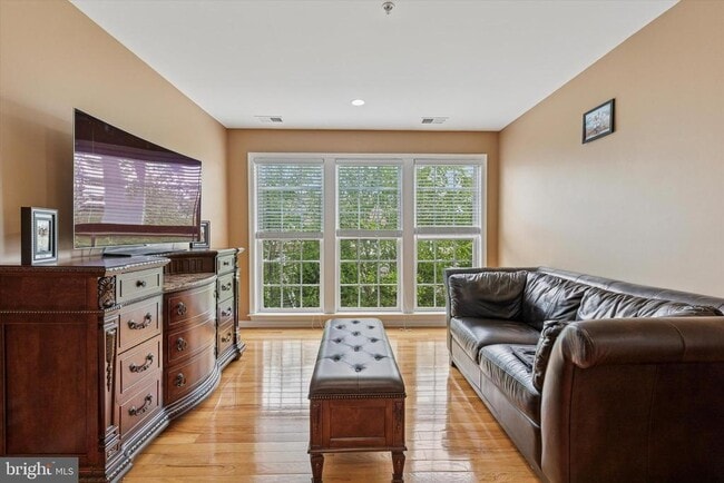 Building Photo - 2136 Sugar Maple Ln
