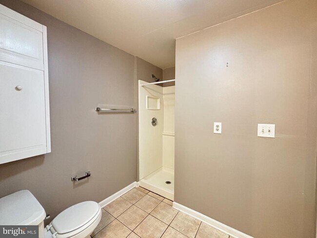 Building Photo - 13669 Barren Springs Ct