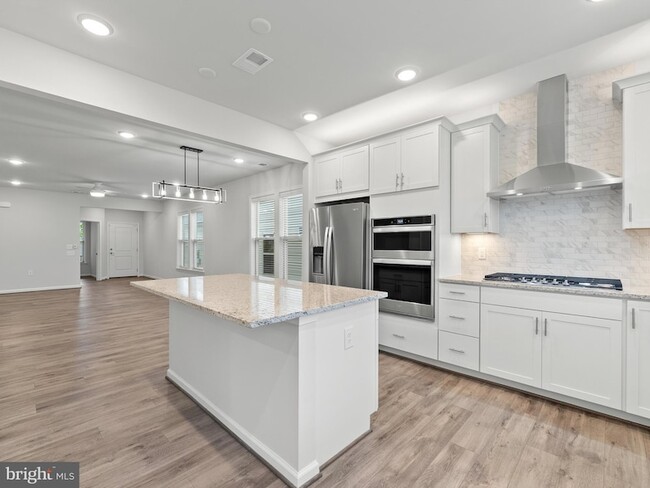 Building Photo - 6248 Zinnia Ln