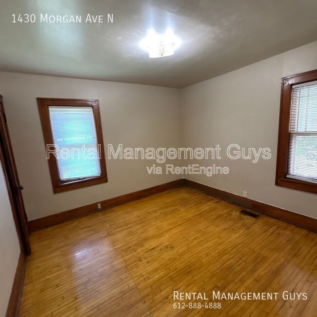 Building Photo - 1430 N Morgan Ave