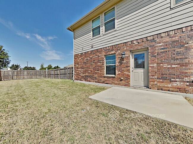 Building Photo - 11920 Summer Springs Dr
