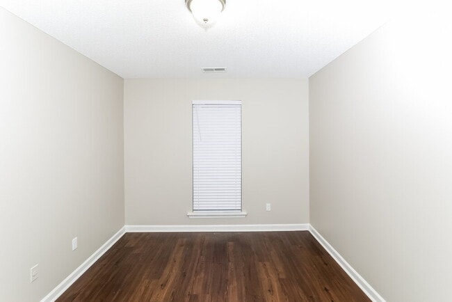 Building Photo - 1053 Green Fern Cove