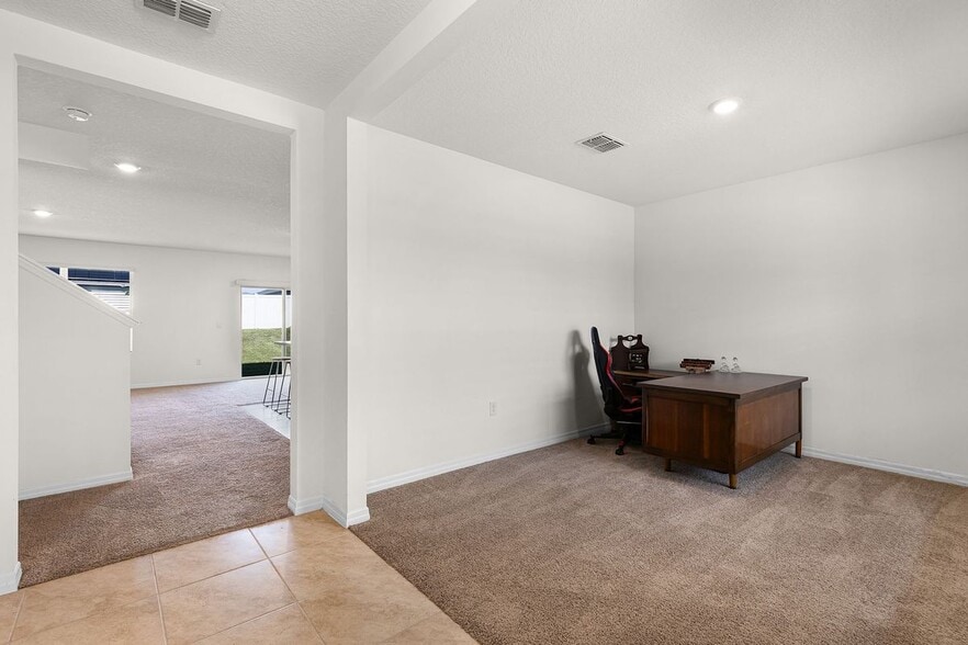 Building Photo - 2024 Griffin Oaks Way