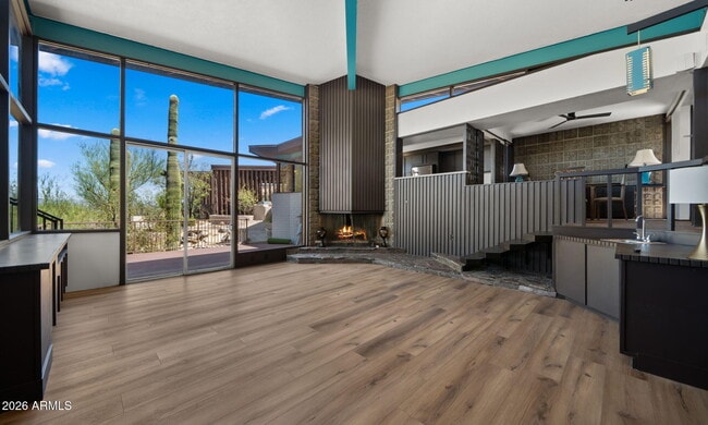 Building Photo - 6102 E Quartz Mountain Rd