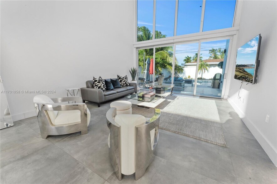Building Photo - 7525 Buccaneer Ave