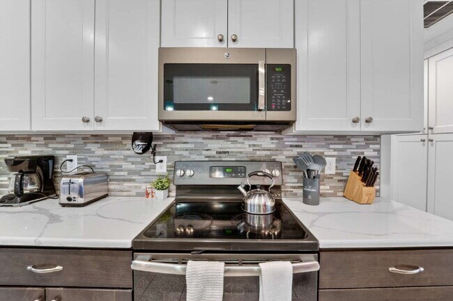 Building Photo - 118 Blue Heron Dr