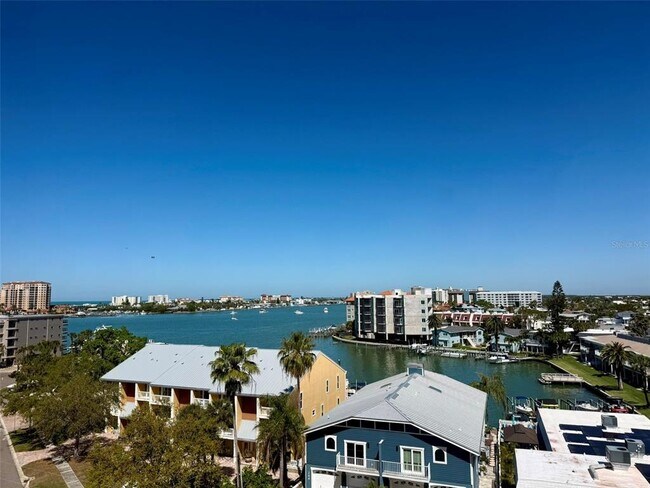 Building Photo - 255 Dolphin Point