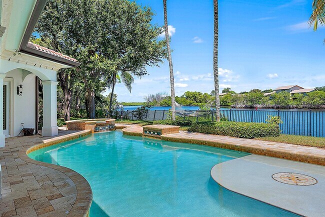 Building Photo - 18669 SE Palm Island Ln