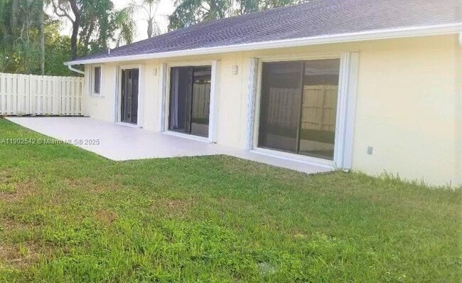 Building Photo - 10123 SW 145th Ct