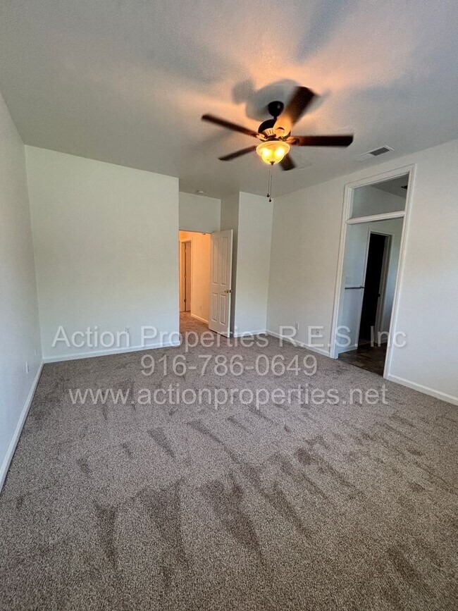 Building Photo - Action Properties Offering Immaculate Highland Reserve 4 Bedroom 2 Bath, 1581 sqft, New Paint and...