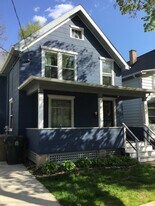 Building Photo - 945 E Johnson St