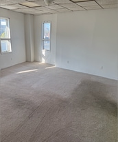 Building Photo - 831 King Georges Rd