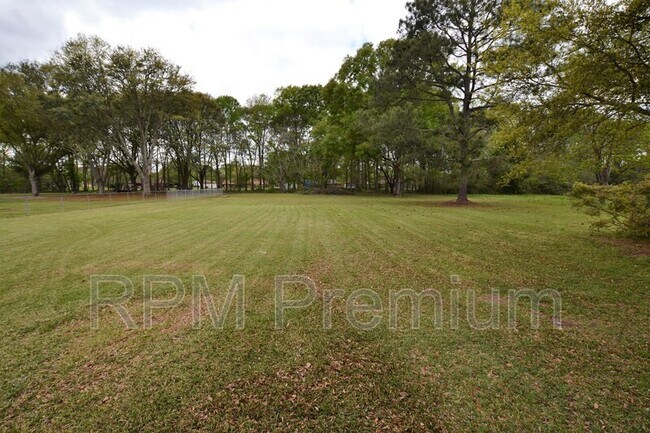 Building Photo - 3147 Little Farms Dr