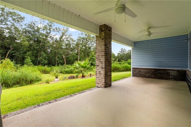 Building Photo - 6028 Creek Side Trl