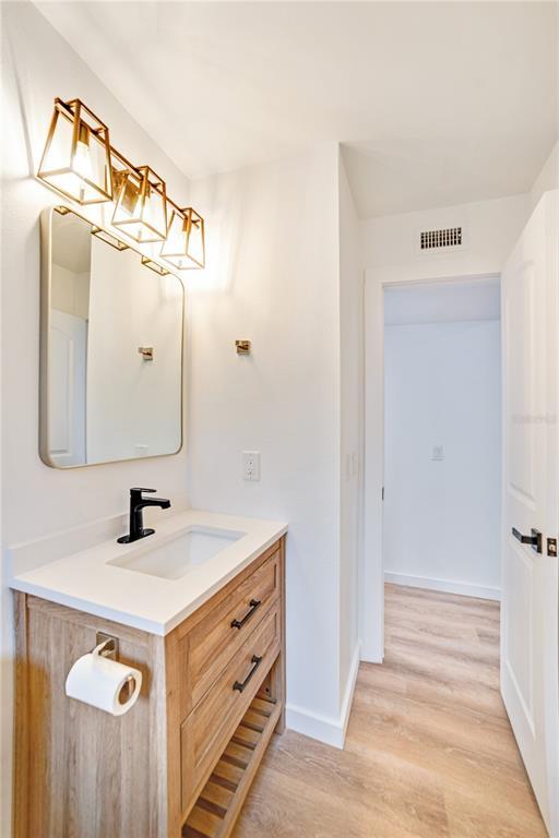 Building Photo - 4413 W Rogers Ave