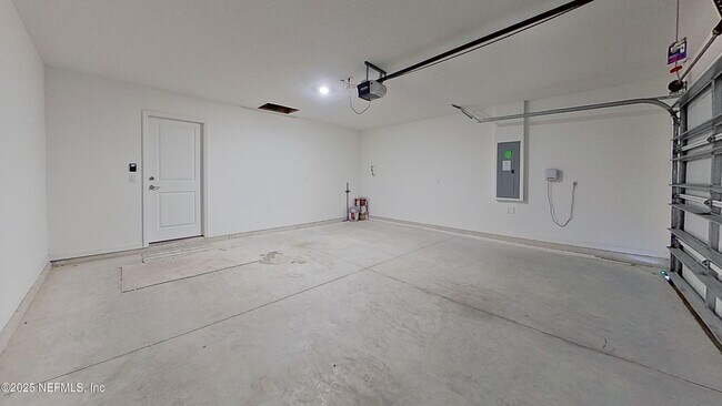 Building Photo - 5423 Bullseye Cir