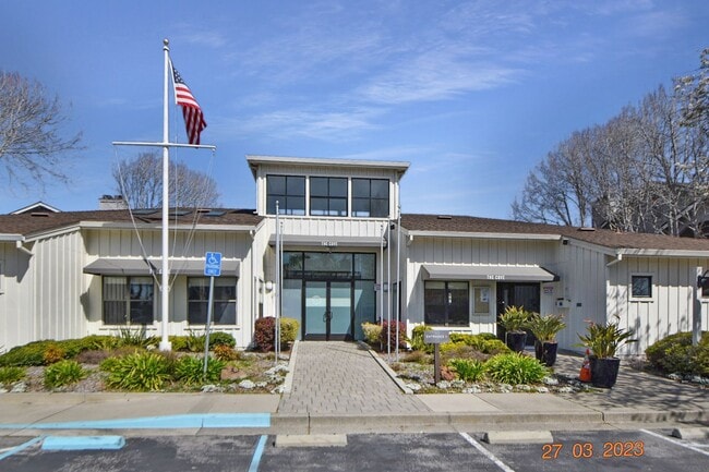 Building Photo - Beautiful and Quiet Gated Community steps from the Marina!