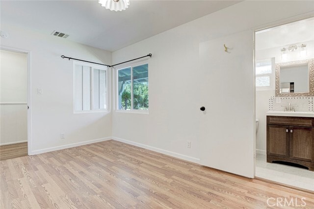 Building Photo - 3585 El Lado Dr