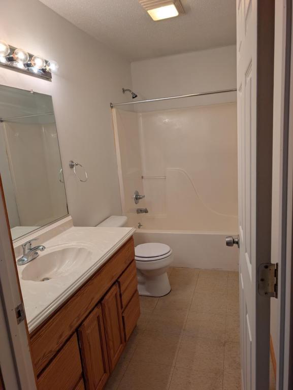 Building Photo - 729 Peachtree Pl