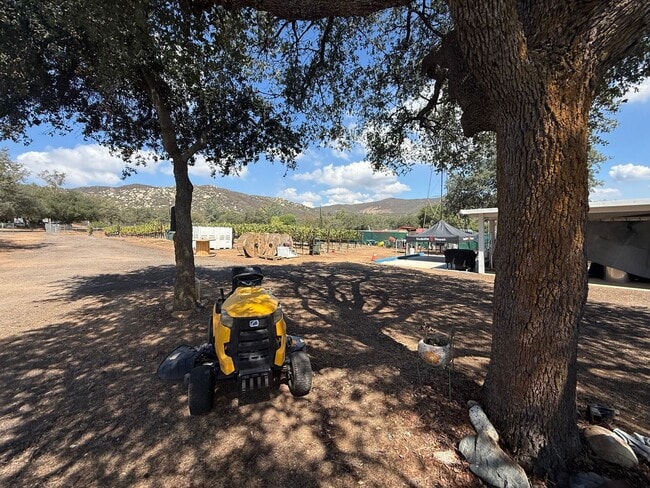 Building Photo - Unique opportunity!  3 BR 2.5 BA Farm-ranc...