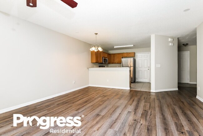 Building Photo - 693 Cresting Oak Cir