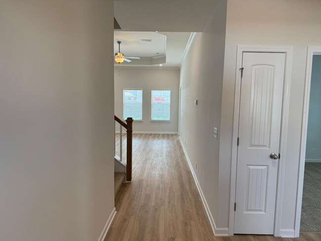 Building Photo - 1814 Albarado Trl