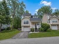 Building Photo - 212 Hawthorne Village Ct