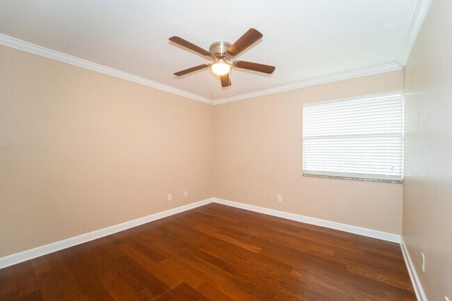 Building Photo - 6 Alcira Ct