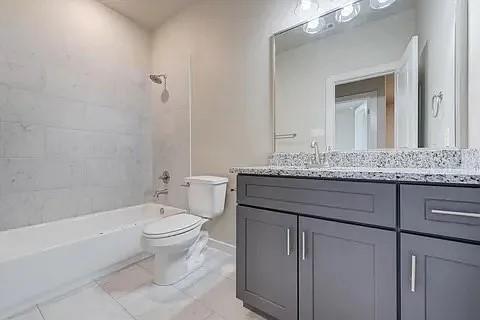 Building Photo - 102 Hackberry Ln