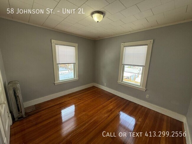 Building Photo - 58 Johnson St