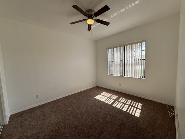 Building Photo - 446 Caraway Dr