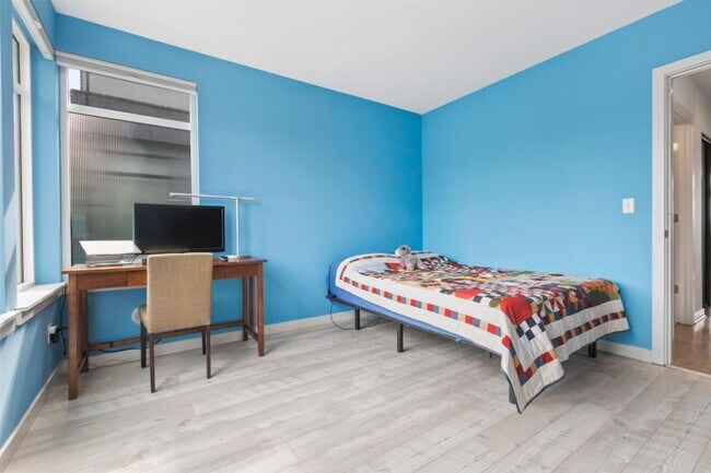 Building Photo - 3Bd/3Ba Seattle Townhome