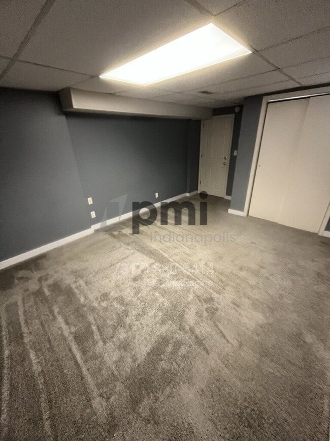 Building Photo - 1425 W Washington St