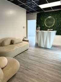 Building Photo - Opulence Beauty Unit 3
