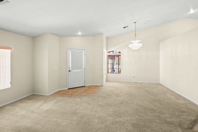 Building Photo - SW!! Single Story!! Pool!! NO HOA!!  Corne...