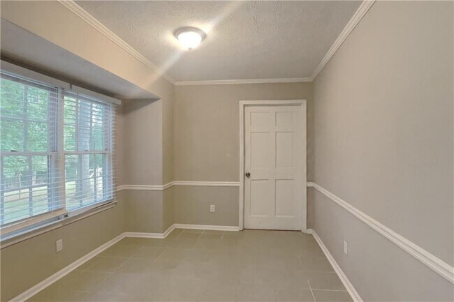 Building Photo - 1681 Jr Trail