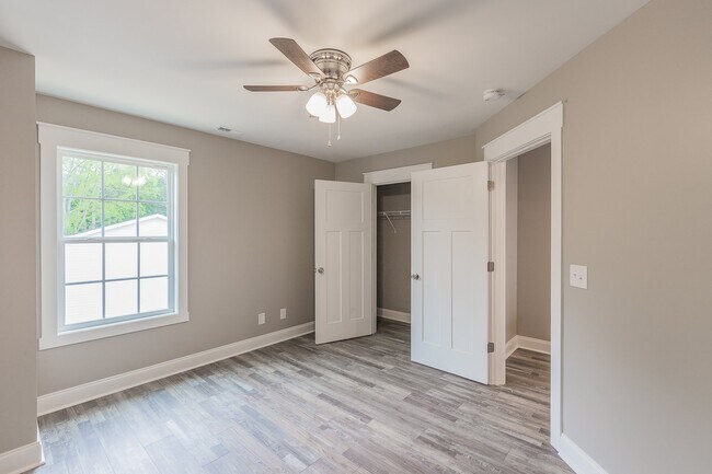 Building Photo - 116 Wildwood Ln