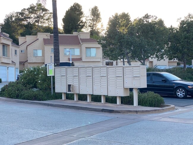 Building Photo - Rancho Villas 2 Bedroom 2.5 Bath