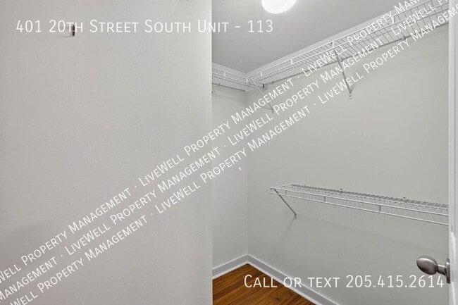 Building Photo - 401 20th St S