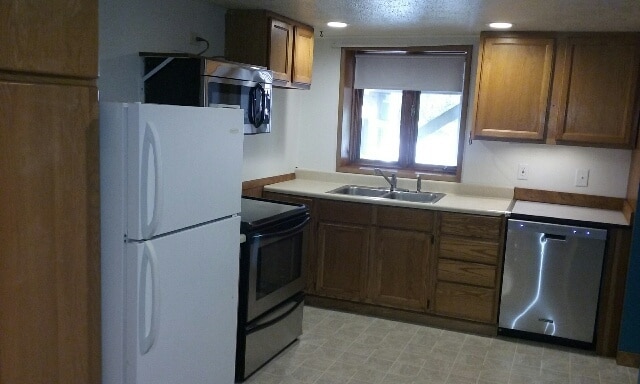 Building Photo - 622 Nickey Way